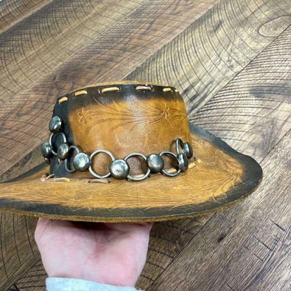 VINTAGE brown leather silver Concho western Cowboy hat western metal daisy stamp main image 4